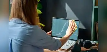 El hábito que muchos ignoran y que puede reducir la vida útil de tu computadora para siempre, advierte especialista El hábito que muchos ignoran y que puede reducir la vida útil de tu computadora para siempre, advierte especialista
