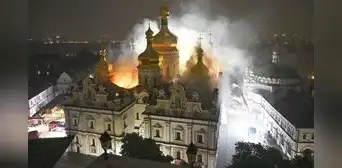 Rusia bombardea el Monasterio de las Cuevas de Kiev, patrimonio de la humanidad, y deja al menos 5 muertos Rusia bombardea el Monasterio de las Cuevas de Kiev, patrimonio de la humanidad, y deja al menos 5 muertos