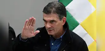 Mesa de diálogo entre el Gobierno de Rodrigo Paz y la COB se da sin mayores resultados, pero con buenas impresiones Mesa de diálogo entre el Gobierno de Rodrigo Paz y la COB se da sin mayores resultados, pero con buenas impresiones