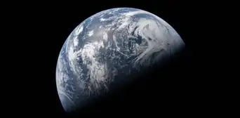 La rotación de la Tierra se está desacelerando: los días se hacen más largos y el cambio ocurre a un ritmo nunca visto en 3.6 millones de años La rotación de la Tierra se está desacelerando: los días se hacen más largos y el cambio ocurre a un ritmo nunca visto en 3.6 millones de años