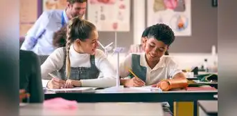 PAMER destaca a nivel nacional con estudiantes clasificados en prestigiosas competencias académicas organizadas por la UNI