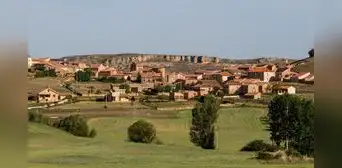 El pueblo de España que busca vecinos: ofrece vivienda gratuita, empleo fijo y beneficios adicionales para familias con hijos El pueblo de España que busca vecinos: ofrece vivienda gratuita, empleo fijo y beneficios adicionales para familias con hijos