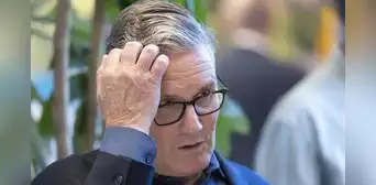 Keir Starmer, primer ministro británico, renunciaría a su mandato este lunes ante crisis politica, según The Observer Keir Starmer, primer ministro británico, renunciaría a su mandato este lunes ante crisis politica, según The Observer