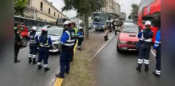 Choferes sin brevete y vehículos de hasta 34 años de antigüedad: ATU envía 27 unidades al depósito en Lima Choferes sin brevete y vehículos de hasta 34 años de antigüedad: ATU envía 27 unidades al depósito en Lima