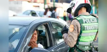 Dictan 6 años de prisión efectiva a policía que pidió coima de S/4.000 para no poner papeleta Dictan 6 años de prisión efectiva a policía que pidió coima de S/4.000 para no poner papeleta