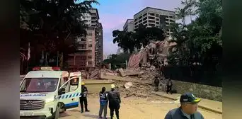 Terremotos en Venezuela de magnitud 7,2 y 7,5 remecen el país y activan alertas Terremotos en Venezuela de magnitud 7,2 y 7,5 remecen el país y activan alertas