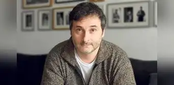 Leonardo Torres Vilar: “El teatro debe incomodar a todo el mundo”