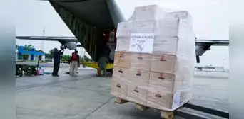 Perú envió el primer avión de ayuda humanitaria a Venezuela Perú envió el primer avión de ayuda humanitaria a Venezuela