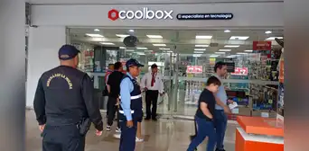 Delincuentes atan a trabajadores y roban tienda Coolbox en centro comercial de La Molina