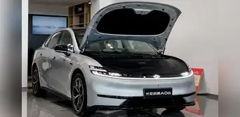 China presenta el primer vehículo eléctrico del mundo con batería de iones de sodio: recorre 400 kilómetros con una sola carga
