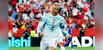 Cristiano Ronaldo lanza contundente respuesta sobre su retiro: "Terminaré de jugar cuando quiera, no cuando vos quieras" Cristiano Ronaldo lanza contundente respuesta sobre su retiro: "Terminaré de jugar cuando quiera, no cuando vos quieras"