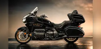 China crea la primera motocicleta de producción con motor bóxer de 8 cilindros del mundo: parece un avión y recorre más de 400 km China crea la primera motocicleta de producción con motor bóxer de 8 cilindros del mundo: parece un avión y recorre más de 400 km