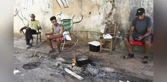 Cuba sufre su tercer apagón general en seis meses y el restablecimiento avanza lento por la escasez de combustible Cuba sufre su tercer apagón general en seis meses y el restablecimiento avanza lento por la escasez de combustible