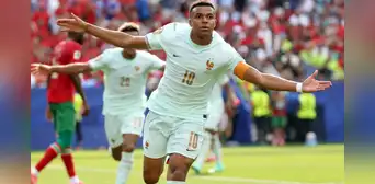 ¡Con goles de Mbappé y Dembélé ! Francia venció 2-0 a Marruecos y clasificó a las semifinales del Mundial 2026 ¡Con goles de Mbappé y Dembélé ! Francia venció 2-0 a Marruecos y clasificó a las semifinales del Mundial 2026