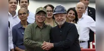 Petro se compromete con Lula a dejar el cargo el 6 de agosto y promover una transición pacífica en Colombia Petro se compromete con Lula a dejar el cargo el 6 de agosto y promover una transición pacífica en Colombia