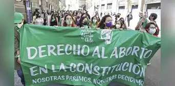 Ultraderecha impulsa en Chile una ley que obligaría a las mujeres a escuchar el latido fetal antes de interrumpir el embarazo