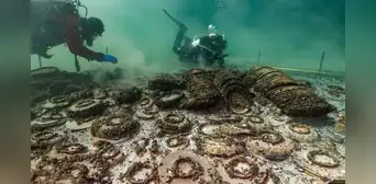 Arqueólogos submarinos recuperan después de 2.000 años cientos de objetos romanos conservados casi a la perfección en un lago suizo