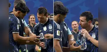 ¿Qué decía? Lionel Messi protagoniza curiosa reacción al revisar la botella que olvidó Pickford tras la derrota de Inglaterra ¿Qué decía? Lionel Messi protagoniza curiosa reacción al revisar la botella que olvidó Pickford tras la derrota de Inglaterra