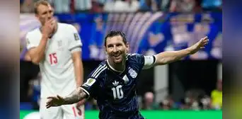 Lionel Messi recibe elogios de la prensa inglesa tras clasificación de Argentina a la final del Mundial 2026: “Aún no estaba listo para rendirse" Lionel Messi recibe elogios de la prensa inglesa tras clasificación de Argentina a la final del Mundial 2026: “Aún no estaba listo para rendirse"