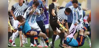 Leandro Paredes protagoniza fuerte cruce con Gavi tras la derrota de Argentina en la final del Mundial 2026
