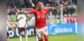 Cienciano consiguió su pase a los octavos de final de la Copa Sudamericana tras golear 4-0 a Lanús en el Cusco