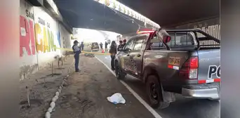 SJL: hallan cadáver oculto en un costal bajo un puente y PNP busca identificar a la víctima SJL: hallan cadáver oculto en un costal bajo un puente y PNP busca identificar a la víctima