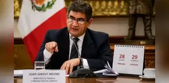 Ministro de Trabajo niega reducción de los feriados nacionales, pero proyecto del Ejecutivo plantea revisarlos