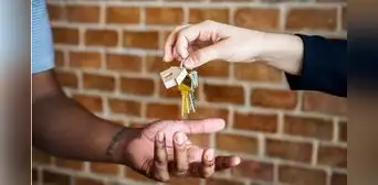 Expertos recomiendan rociar vinagre en las llaves de casa una vez por semana: estos son sus beneficios Expertos recomiendan rociar vinagre en las llaves de casa una vez por semana: estos son sus beneficios