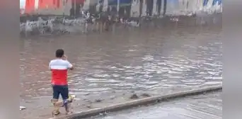 Lluvia en Lima: distritos amanecieron con calles inundadas y tránsito afectado por pistas resbalosas