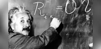 El consejo de Albert Einstein para desarrollar la inteligencia infantil no tiene que ver con las matemáticas