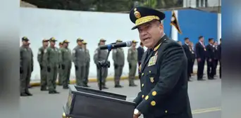 Gobierno alista salida de Óscar Arriola de la Comandancia General de la PNP