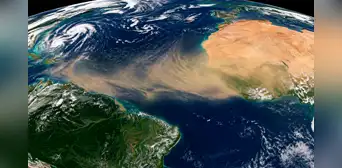 El tercer desierto más grande de la Tierra alimenta al Amazonas: casi 28 millones de toneladas de polvo cruzan el Atlántico cada año El tercer desierto más grande de la Tierra alimenta al Amazonas: casi 28 millones de toneladas de polvo cruzan el Atlántico cada año