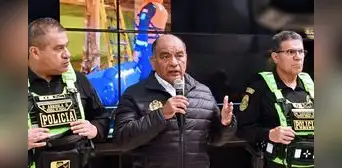 César Astudillo reconoce que no pueden remover a Óscar Arriola como jefe de la PNP por ley del Congreso pasado