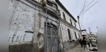 Entre la precariedad y obras paralizadas, miles de colegios están en riesgo ante El Niño y sismos