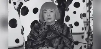 Muere Yayoi Kusama, la famosa artista japonesa de los lunares y los ‘Infinity Mirror Rooms’, a los 97 años