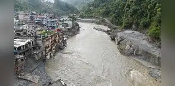 China y Nepal monitorean el deshielo del Himalaya con un sistema de alerta, ¿por qué no evitó el último alud? China y Nepal monitorean el deshielo del Himalaya con un sistema de alerta, ¿por qué no evitó el último alud?