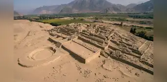 Unos artefactos con forma de serpiente de hace 3.800 años revelan cómo la sociedad de Caral respondió al cambio climático Unos artefactos con forma de serpiente de hace 3.800 años revelan cómo la sociedad de Caral respondió al cambio climático