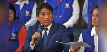 Josué Gutiérrez alienta al cierre del Congreso para reacomodarse en el poder