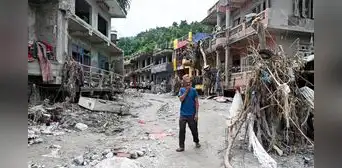 Nepal busca supervivientes tras el deslave que deja más de 900 muertos y miles de personas desaparecidas Nepal busca supervivientes tras el deslave que deja más de 900 muertos y miles de personas desaparecidas