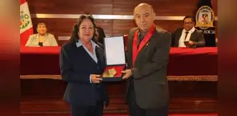 Corte de La Libertad reconoce labor de servidores por el Día del Trabajador Judicial Corte de La Libertad reconoce labor de servidores por el Día del Trabajador Judicial