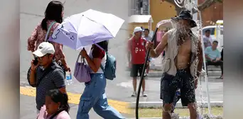 Semana de calor sofocante en Perú: Senamhi advierte picos de hasta 38 °C y radiación extrema en 26 regiones Semana de calor sofocante en Perú: Senamhi advierte picos de hasta 38 °C y radiación extrema en 26 regiones