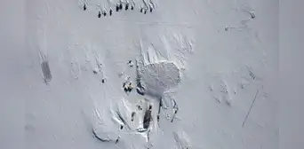 A 4 km bajo el hielo de la Antártida se encuentra un lago que estuvo aislado durante 15 millones de años, hasta que Rusia perforó en él