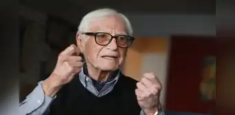 Héctor Béjar: “Yo soy un sobreviviente, yo no merecía estar vivo. Yo debí morir hace muchos años” Héctor Béjar: “Yo soy un sobreviviente, yo no merecía estar vivo. Yo debí morir hace muchos años”