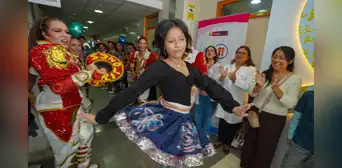 Venció en el cáncer tras seis años y lo celebró bailando caporales: “Gracias por no rendirse conmigo” Venció en el cáncer tras seis años y lo celebró bailando caporales: “Gracias por no rendirse conmigo”