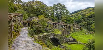 Regalan una aldea en España con 12 casas y una finca de 15.000 m²: qué requisitos se deben cumplir para obtenerla gratis Regalan una aldea en España con 12 casas y una finca de 15.000 m²: qué requisitos se deben cumplir para obtenerla gratis