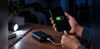 Cómo cargar el celular cuando no hay electricidad en casa: la opción más sencilla y segura ante una emergencia Cómo cargar el celular cuando no hay electricidad en casa: la opción más sencilla y segura ante una emergencia