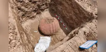 Instalaban gas y descubren vasija histórica de 600 años de antigüedad: el sorpresivo hallazgo arqueológico en Chorrillos Instalaban gas y descubren vasija histórica de 600 años de antigüedad: el sorpresivo hallazgo arqueológico en Chorrillos