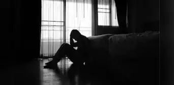 Más de 2.400 intentos de suicidio fueron reportados en Perú este año: 7 de cada 10 son menores de 30 Más de 2.400 intentos de suicidio fueron reportados en Perú este año: 7 de cada 10 son menores de 30