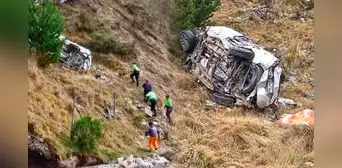 Identifican a 7 víctimas de tragedia en vía Cerro de Pasco - Oxapampa: auto se despistó y cayó por pendiente Identifican a 7 víctimas de tragedia en vía Cerro de Pasco - Oxapampa: auto se despistó y cayó por pendiente