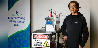 Un niño de 12 años pasó cuatro años construyendo un dispositivo de fusión nuclear en su casa y detectó neutrones reales Un niño de 12 años pasó cuatro años construyendo un dispositivo de fusión nuclear en su casa y detectó neutrones reales